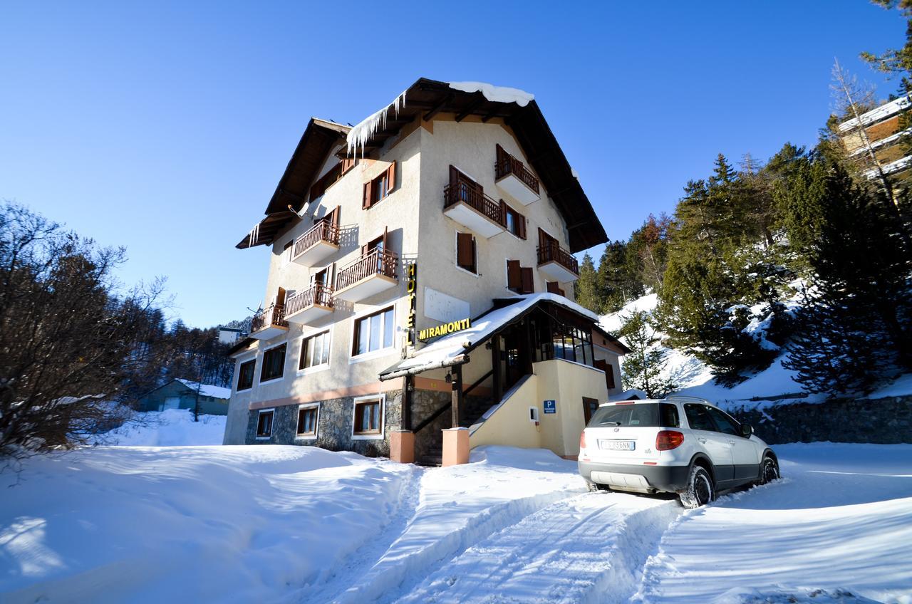 Hotel Miramonti Claviere Exterior foto